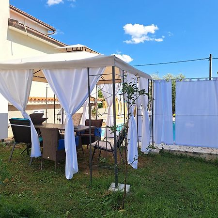 Ferienwohnung Casa Antonio With Swimming Pool Novigrad Istria Exterior foto
