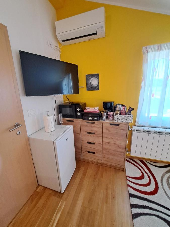 Ferienwohnung Casa Antonio With Swimming Pool Novigrad Istria Exterior foto