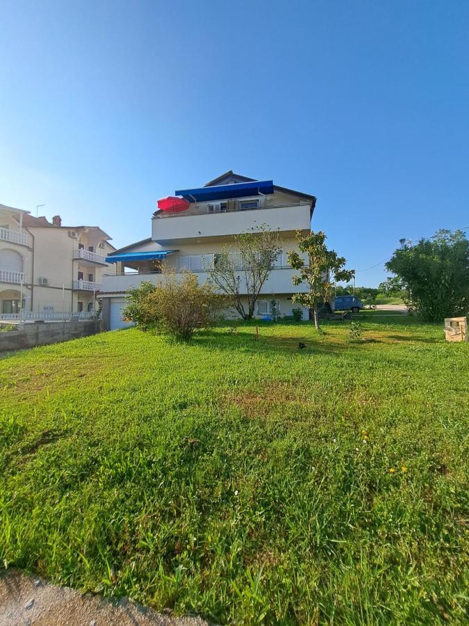Ferienwohnung Casa Antonio With Swimming Pool Novigrad Istria Exterior foto